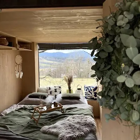 Posed V Beskydech Luxury tent